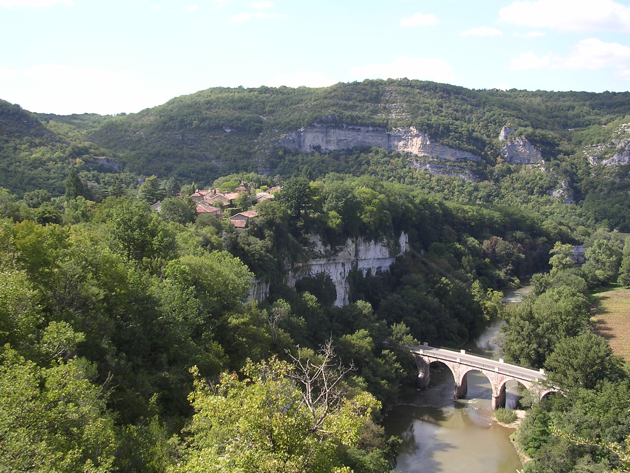 Route de la Corniche Photo d'un pont au dessus de l'Aveyron
